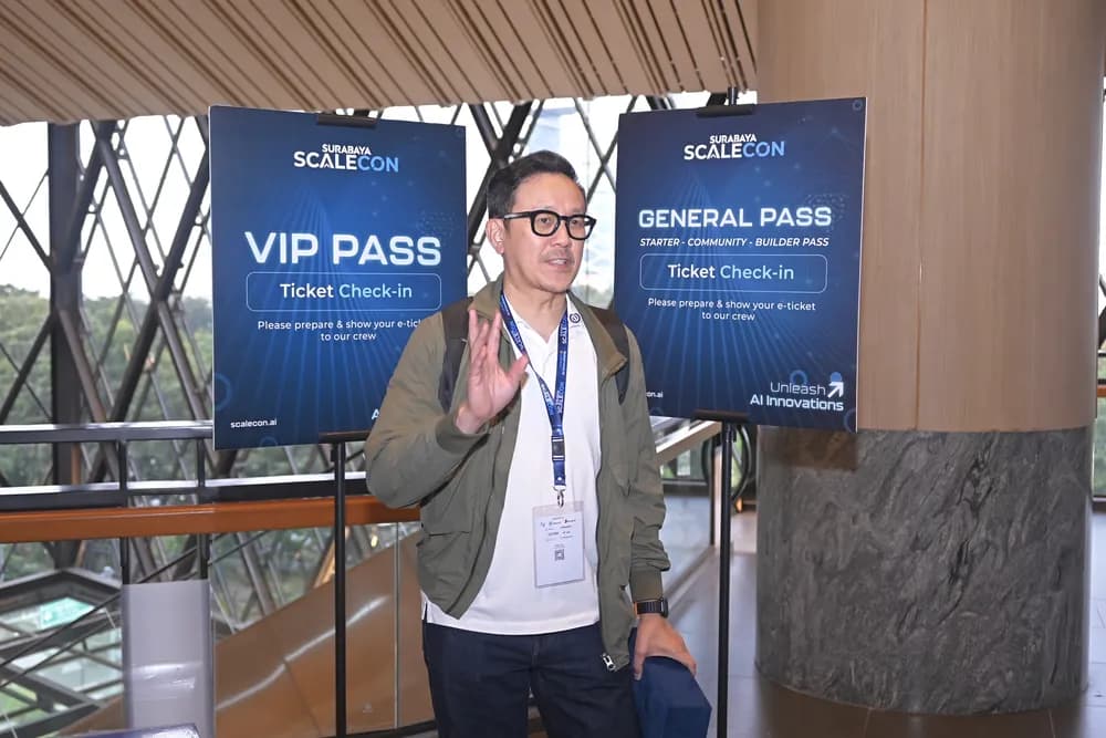 VIP and general pass check-in signage at SCALECON Surabaya 2026