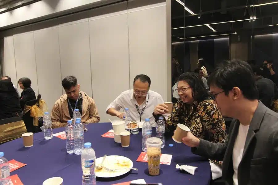 Attendees and sessions at SCALECON Jakarta 2025