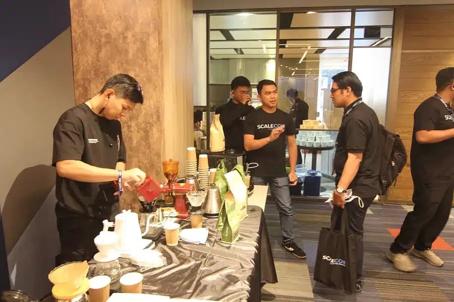 Attendees and sessions at SCALECON Jakarta 2025